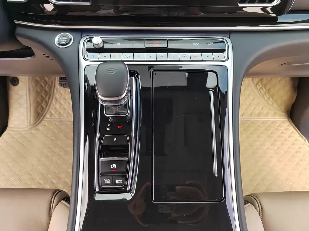 GAC Motor Trumpchi M8 — фото 2