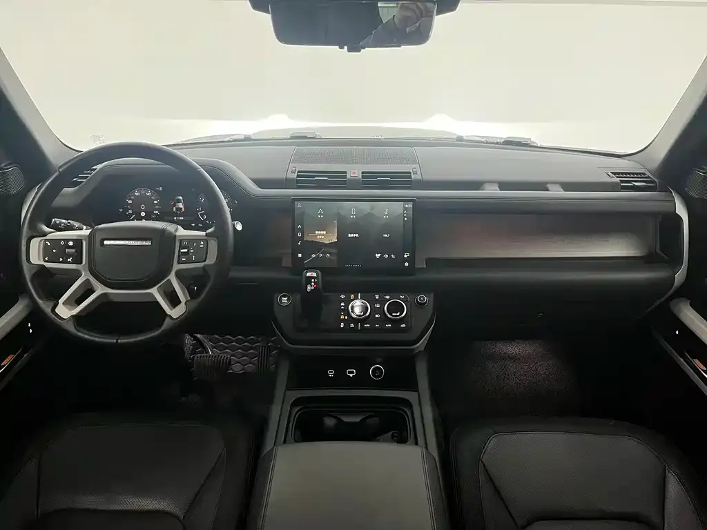 Land Rover Defender 2023 из CN, фото 5