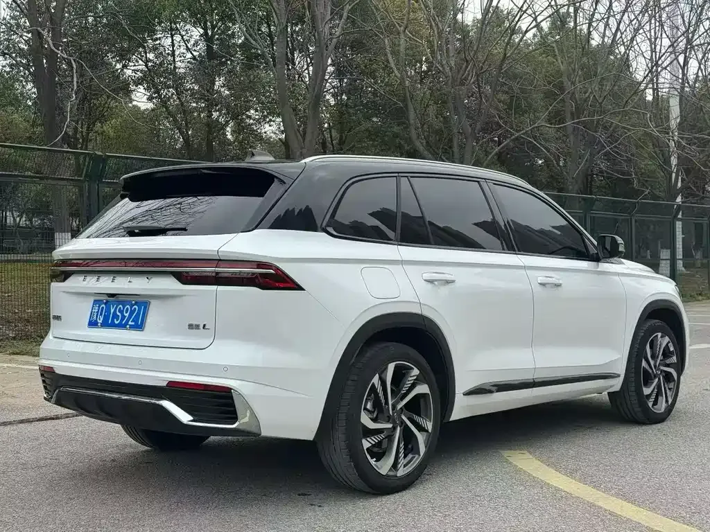 Geely Xingyue L — фото 7