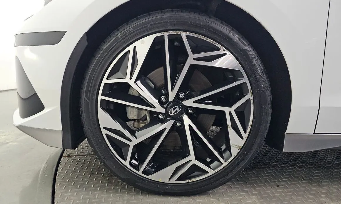Hyundai Ioniq6 2023 из KR, фото 9