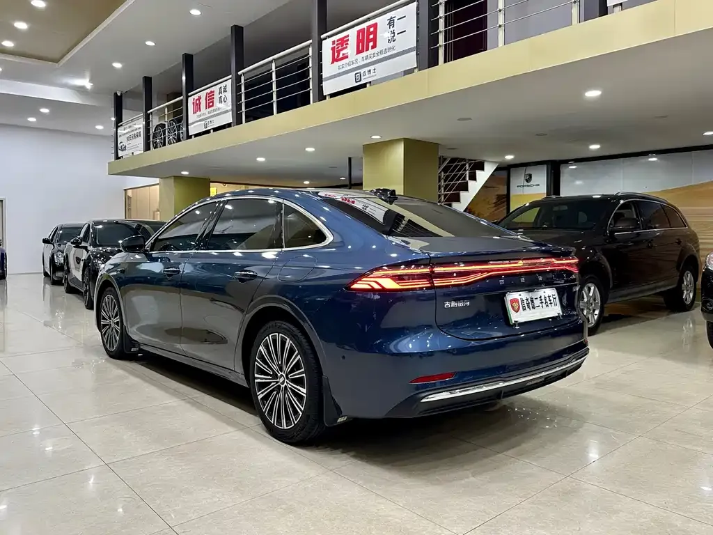 Geely Galaxy A7 — фото 10