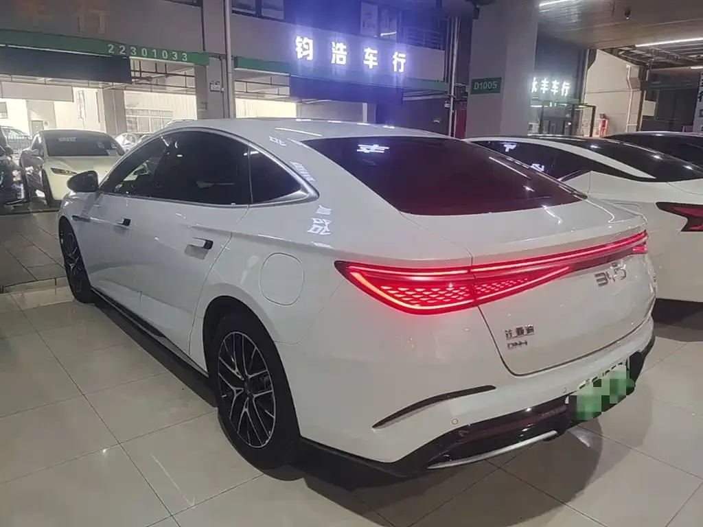 BYD Seal — фото 4