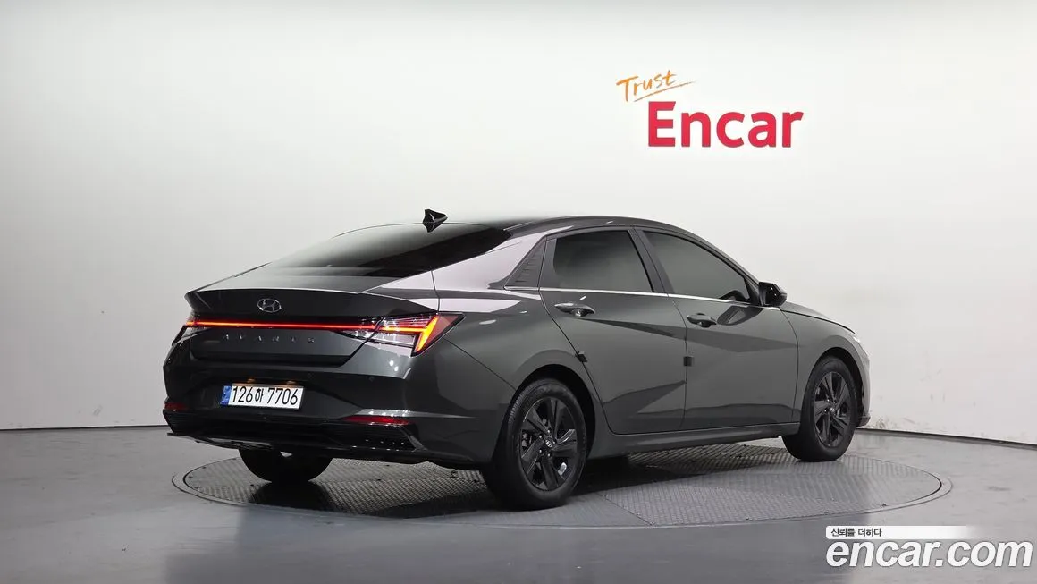 Hyundai AVANTE 2023 из KR, фото 3