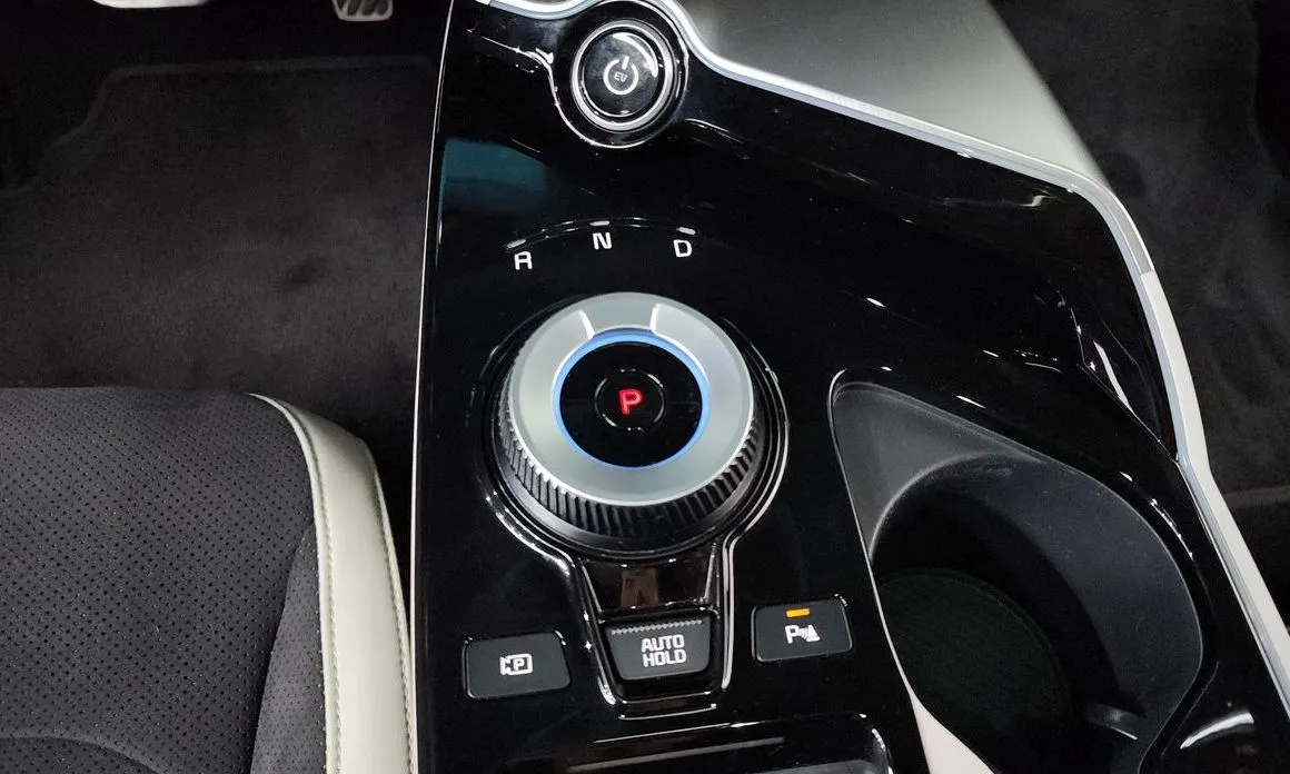 Kia EV6 — фото 9