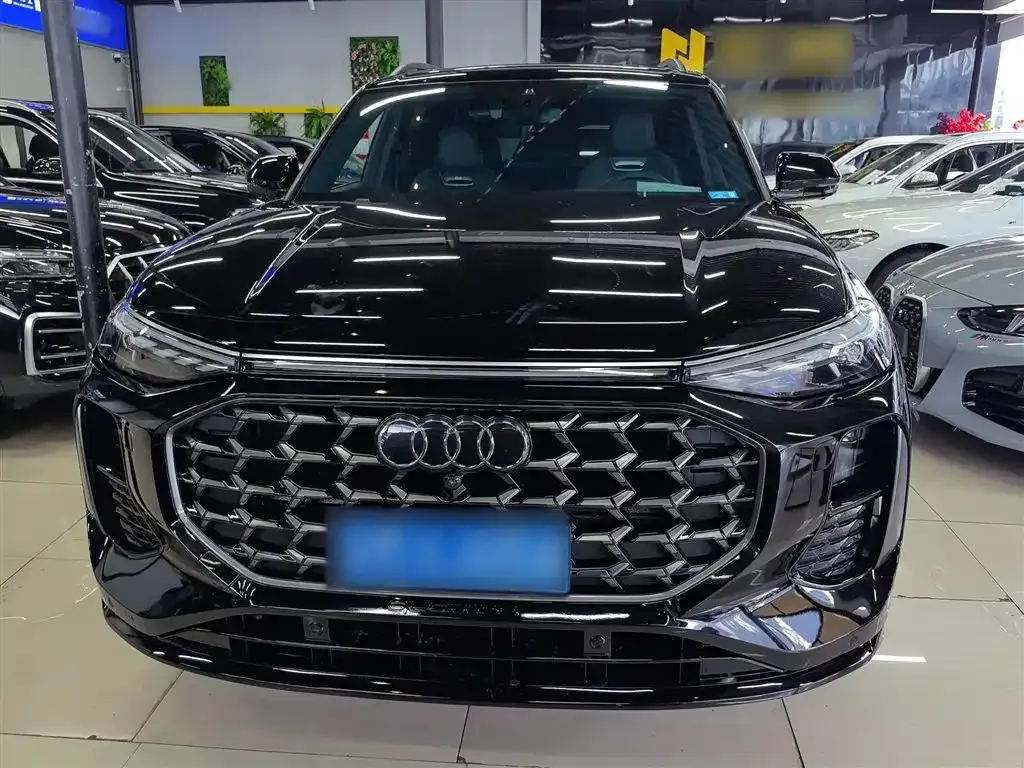 Audi Q6 2023 из CN, фото 10