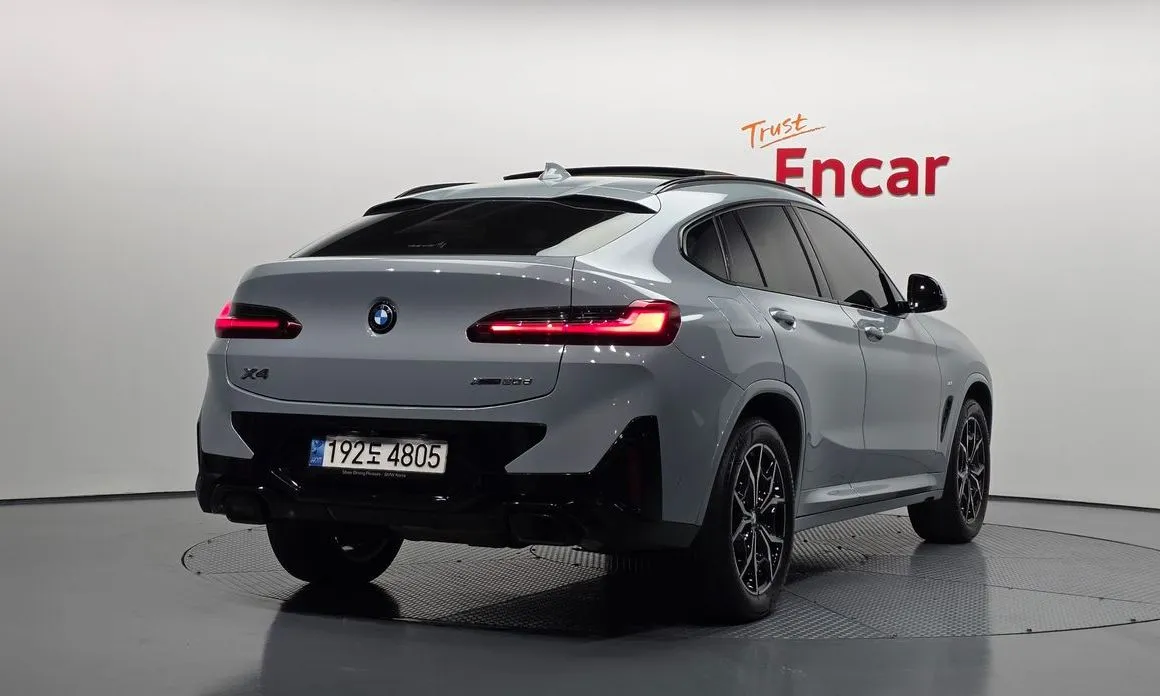 BMW X4 2023 из KR, фото 4