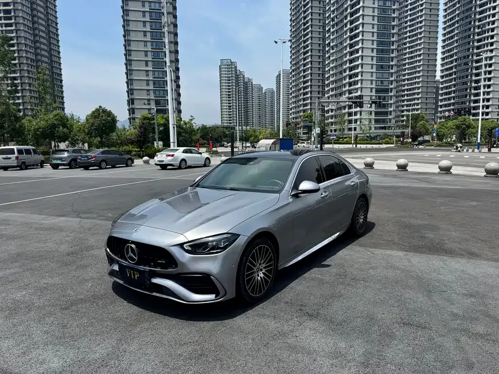 Mercedes-Benz C-Class — фото 1