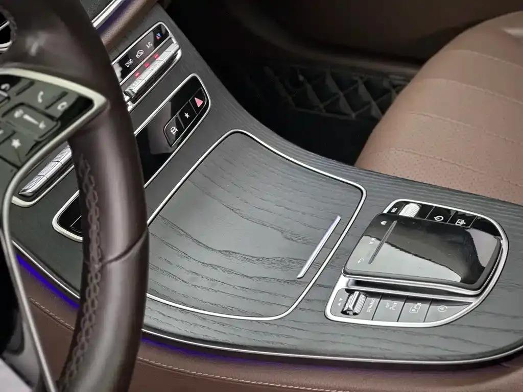 Mercedes-Benz E-Class (Import) — фото 6