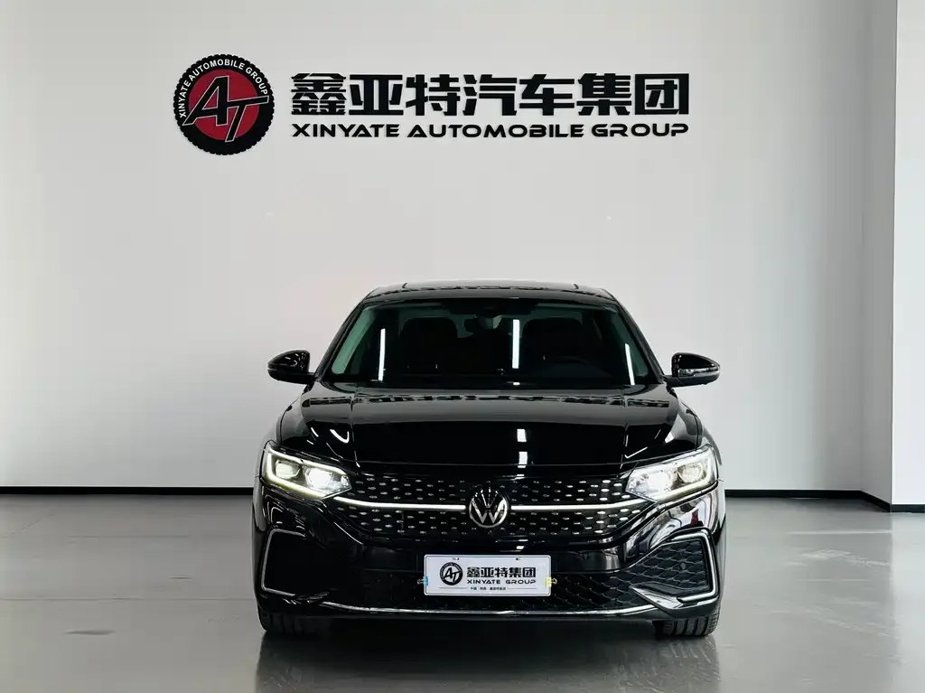 Volkswagen Passat — фото 6
