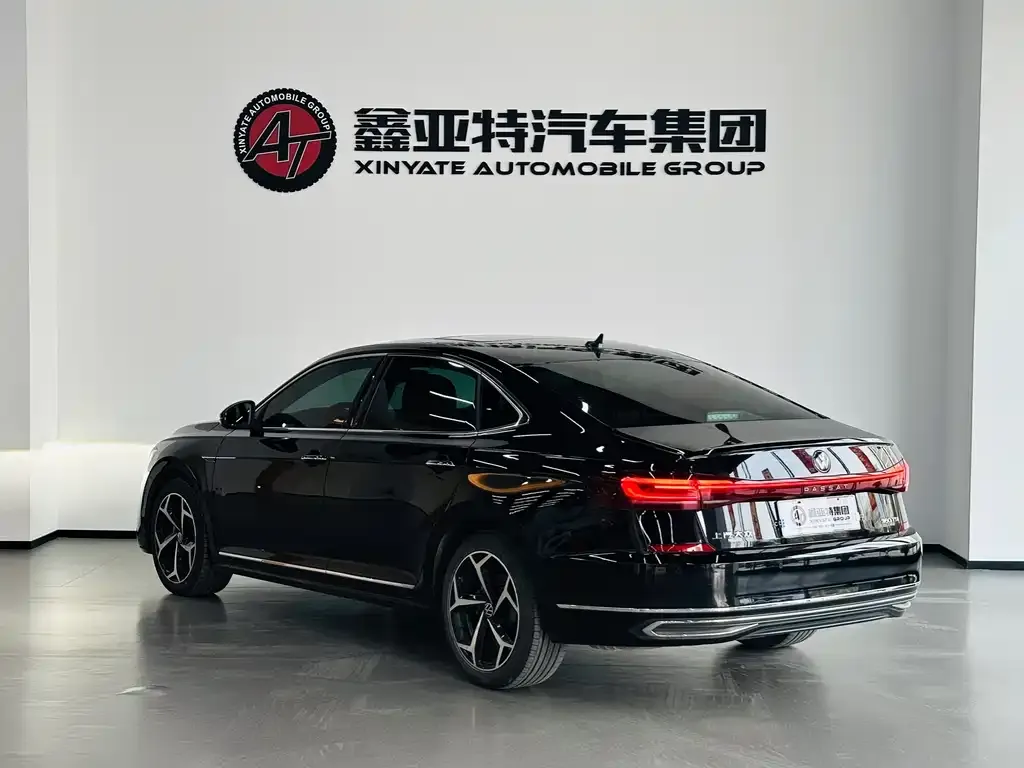 Volkswagen Passat — фото 4