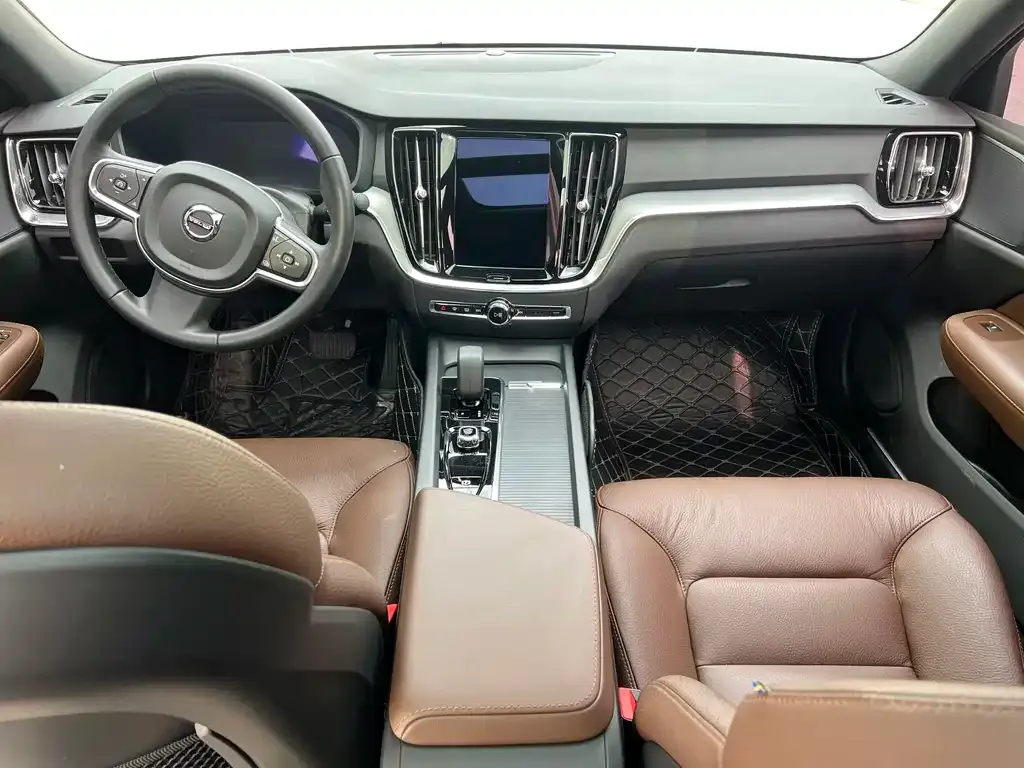 Volvo S60 — фото 4
