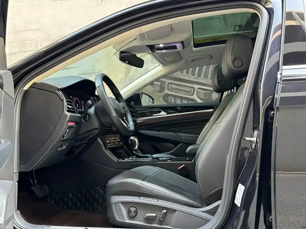 Volkswagen Passat — фото 8