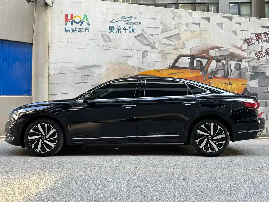 Volkswagen Passat — фото 10