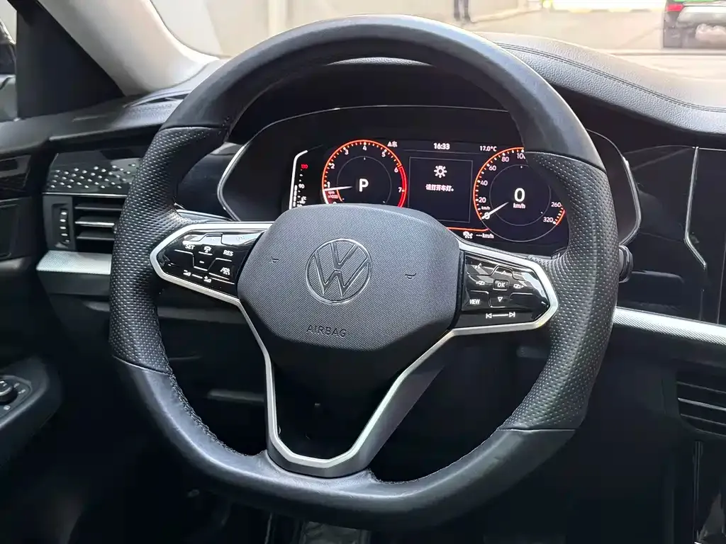Volkswagen Passat — фото 6