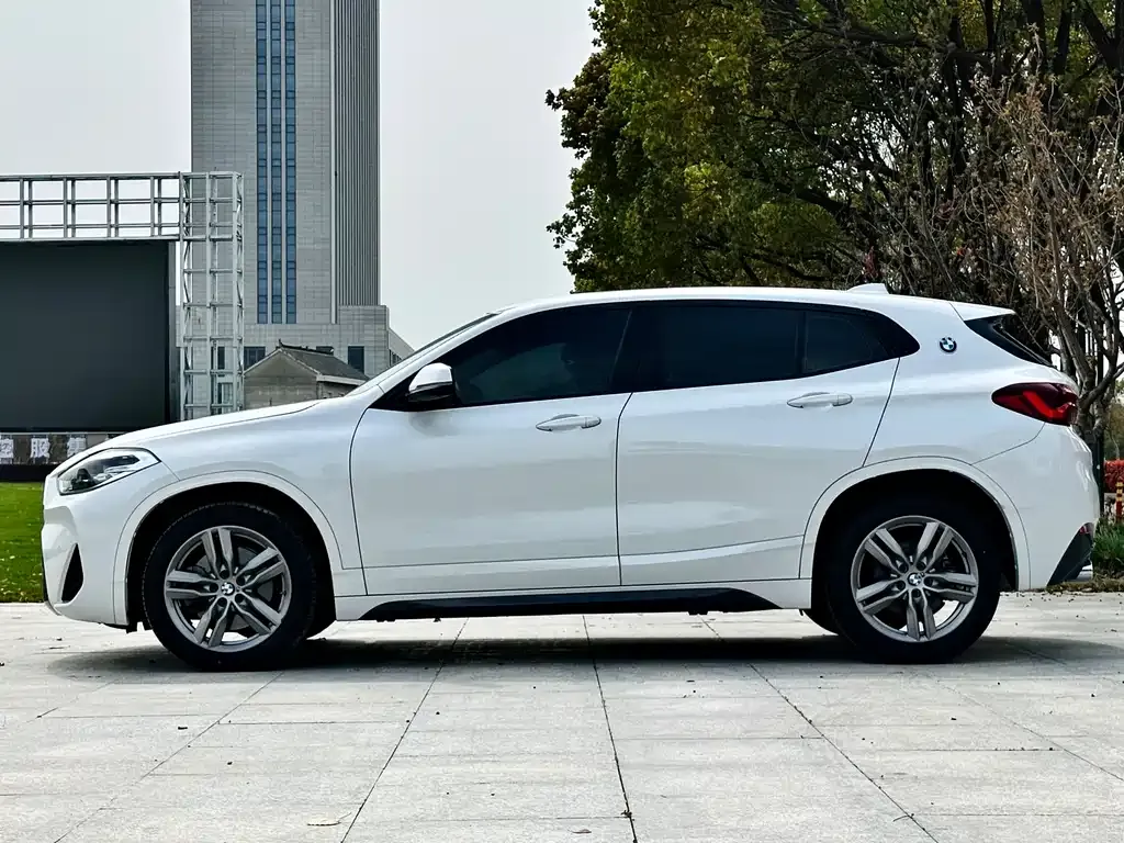 BMW X2 — фото 7
