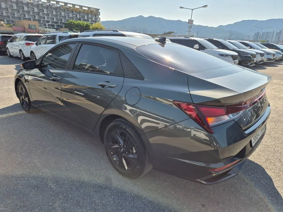 Hyundai AVANTE — фото 5