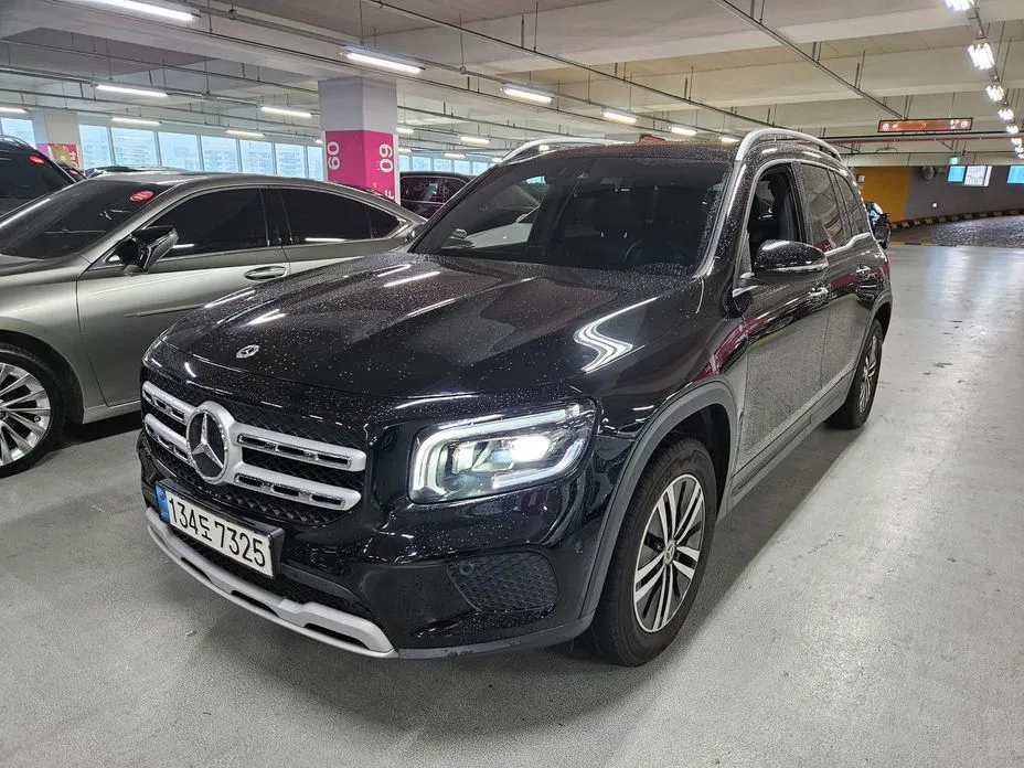 Mercedes-Benz GLB-Class