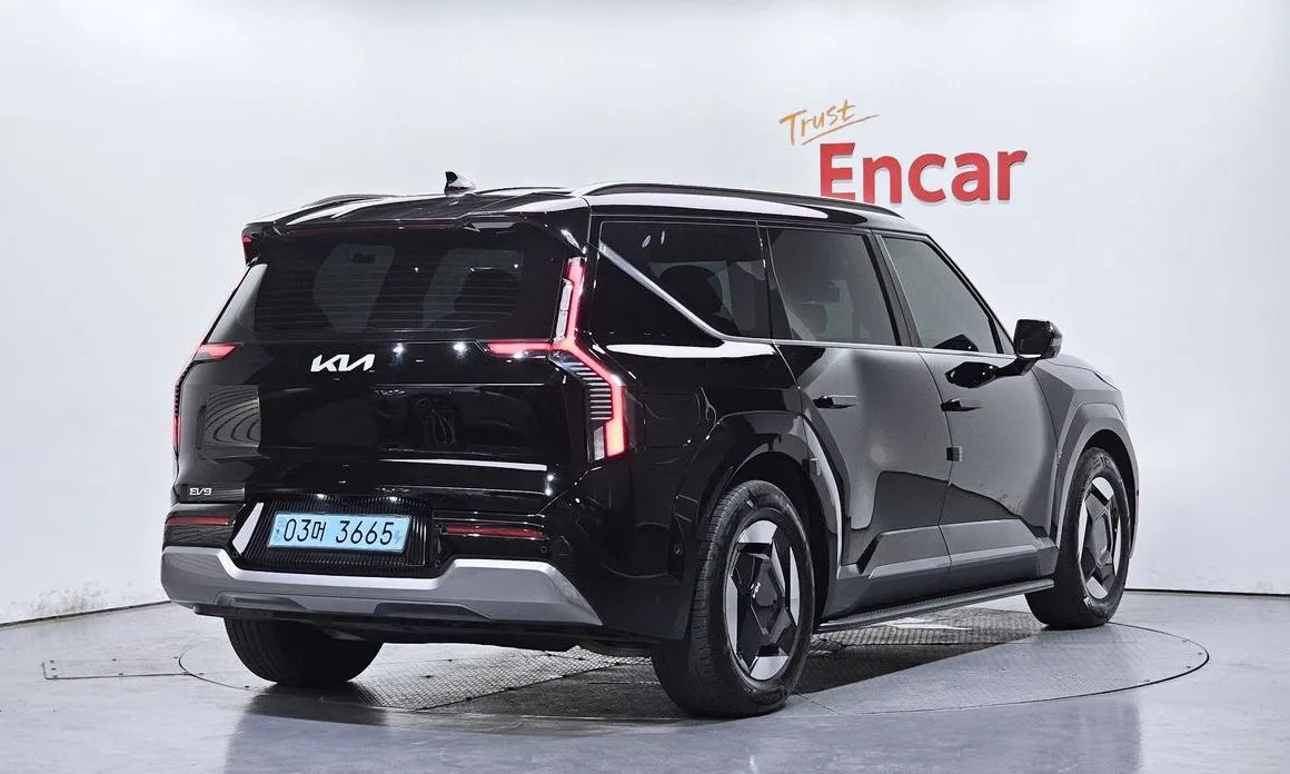 Kia EV9 2024 из KR, фото 9