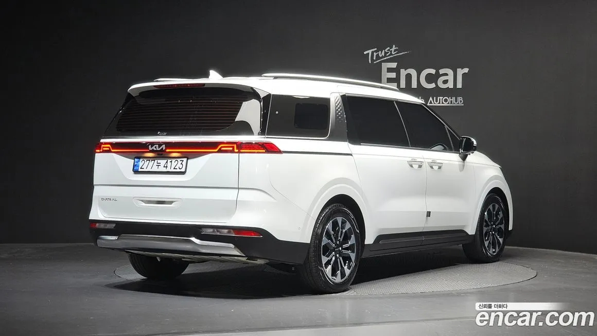 Kia Carnival 2023 из KR, фото 2