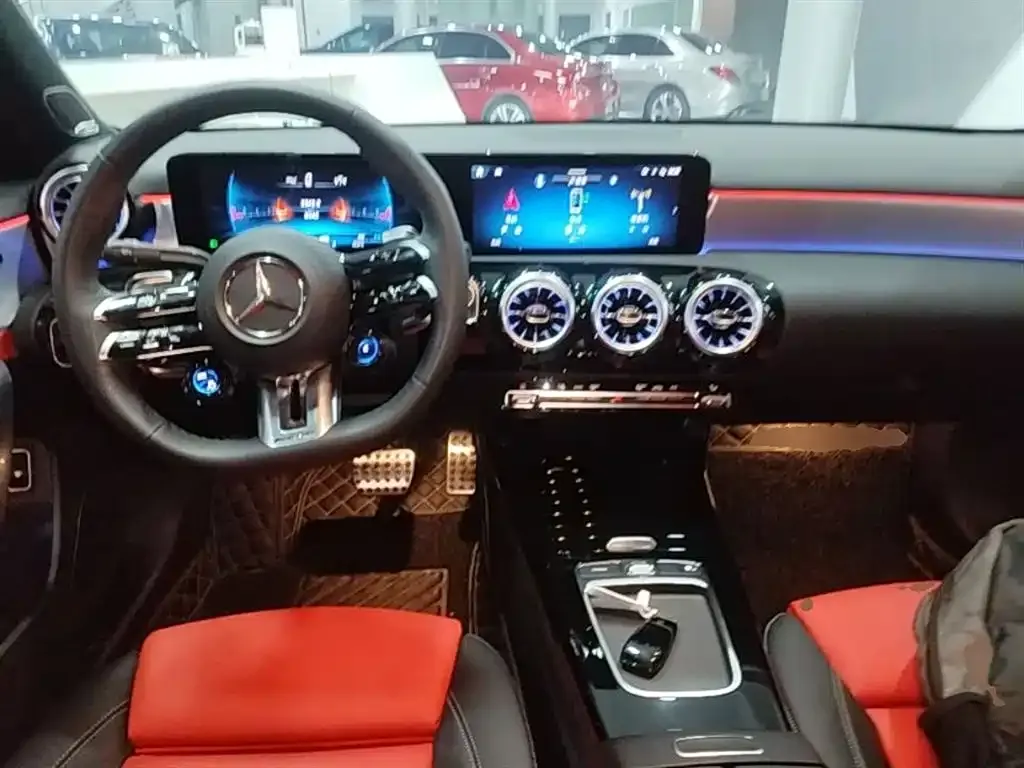 Mercedes-Benz A-Class AMG — фото 4