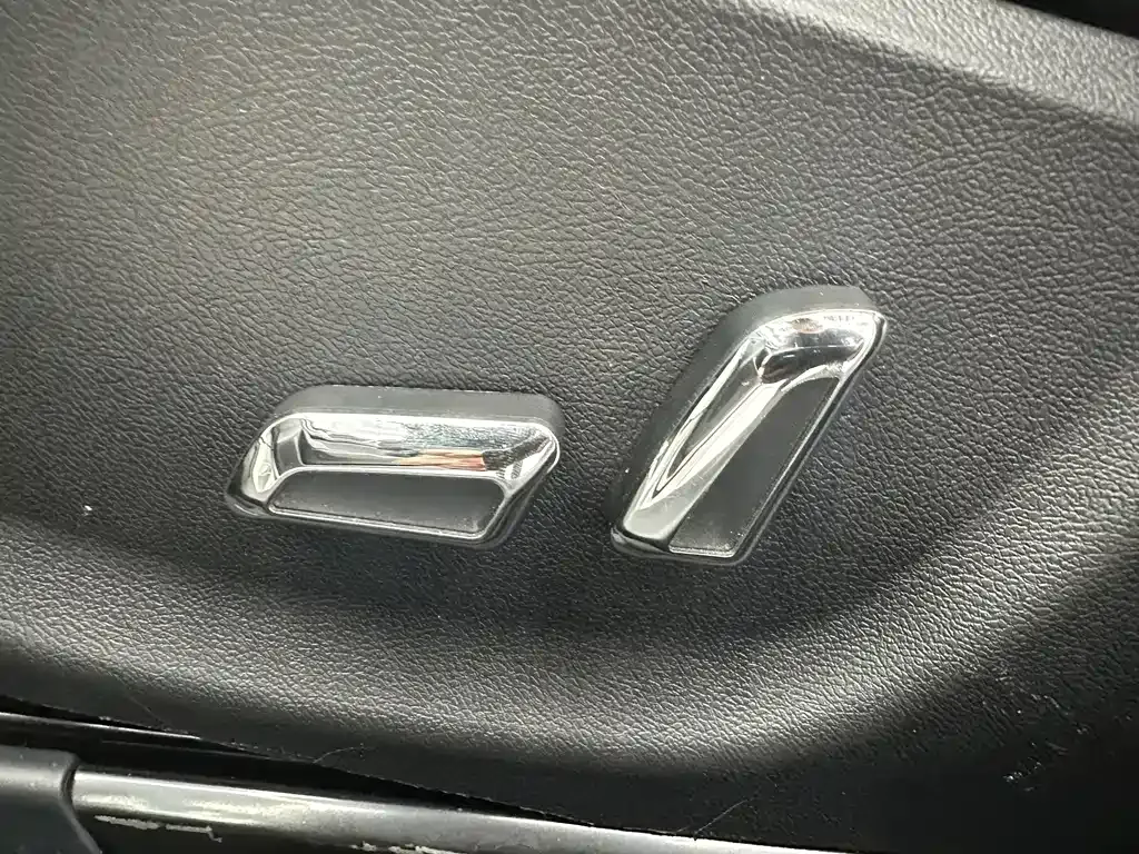 Mazda CX-4 — фото 10