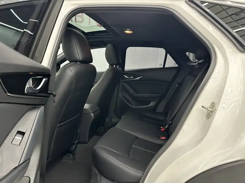 Mazda CX-4 — фото 2