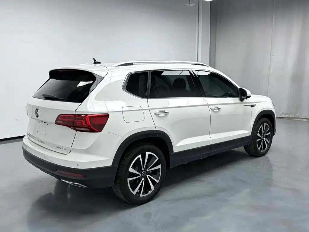 Volkswagen Tharu — фото 3
