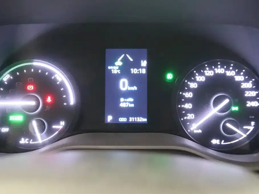 Toyota Granvia 2023 из CN, фото 4