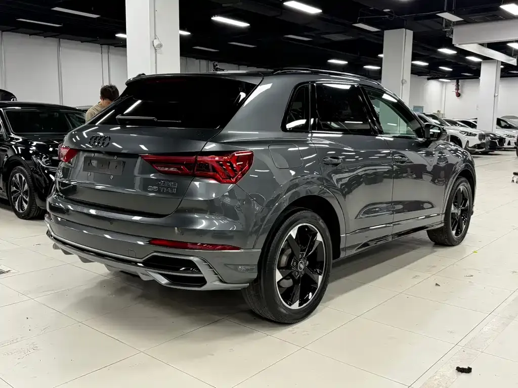 Audi Q3 — фото 5