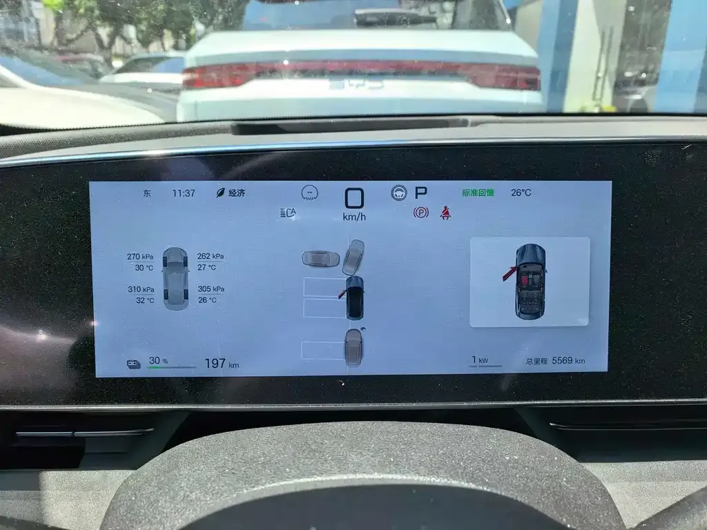BYD Seal — фото 2