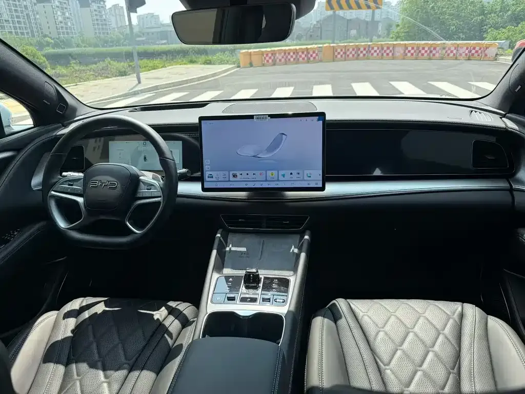 BYD Seal 07 EV 2025 из CN, фото 2
