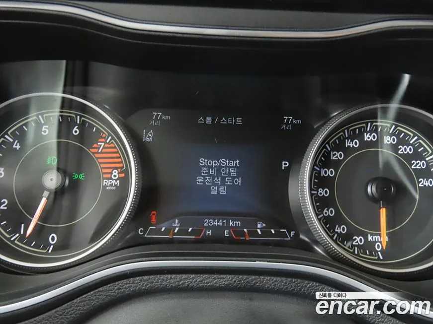 Jeep Cherokee 2021 из KR, фото 3