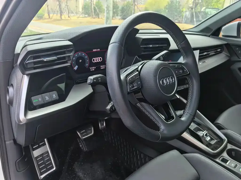 Audi A3 — фото 7