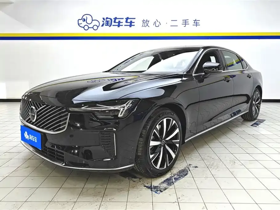 Volvo S90 — фото 1