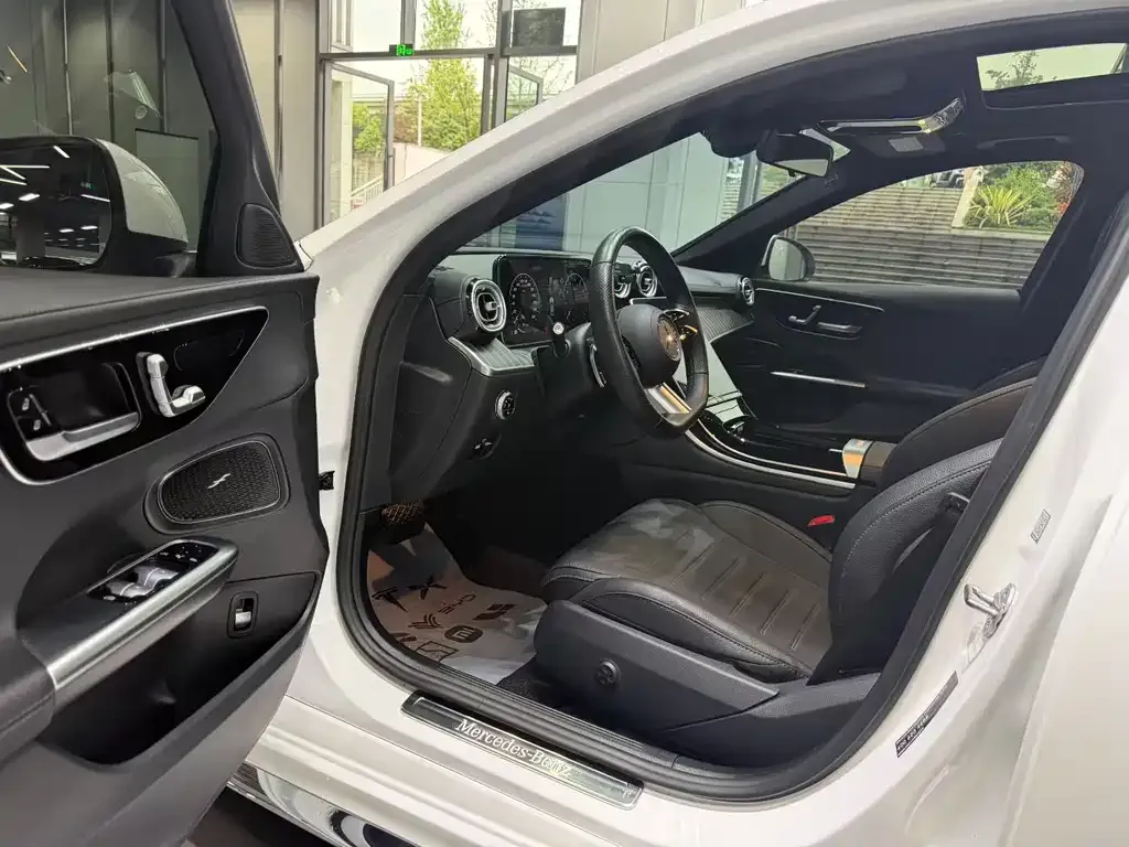 Mercedes-Benz C-Class 2023 из CN, фото 7