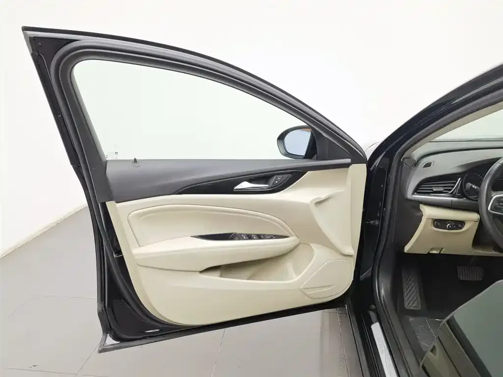 Buick Regal — фото 6