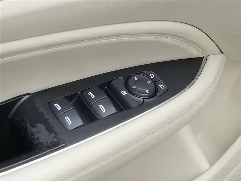 Buick Regal — фото 8