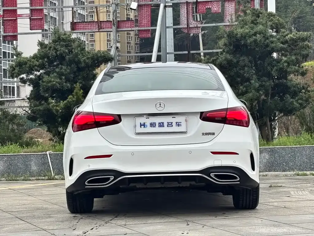 Mercedes-Benz A-Class — фото 9