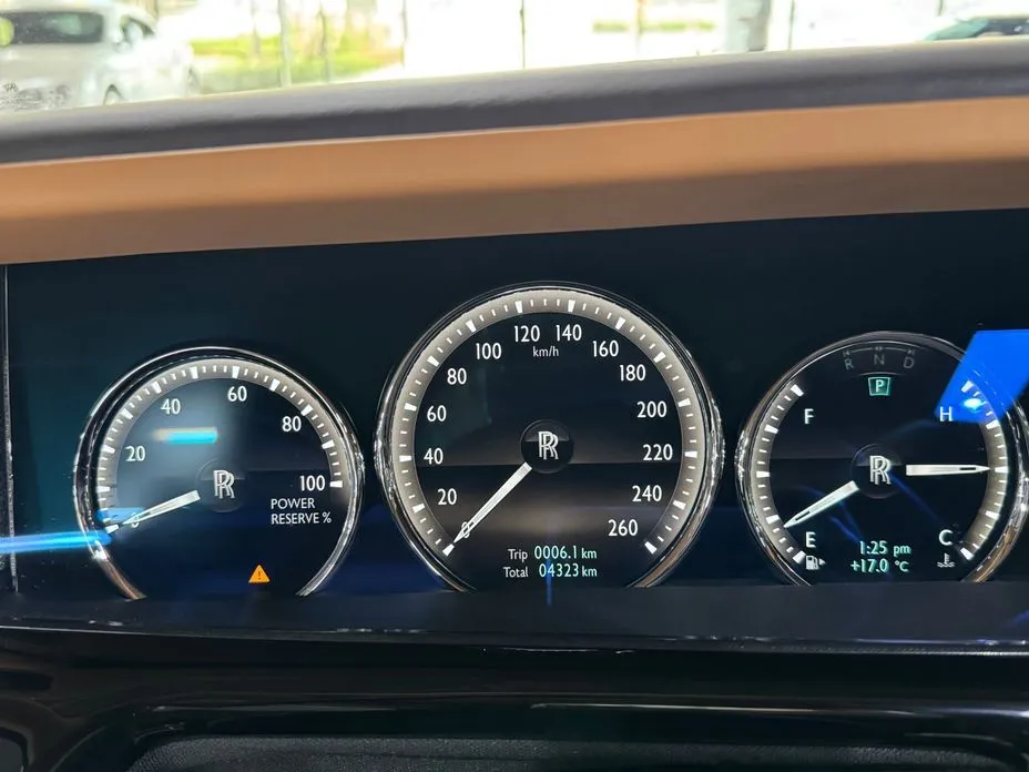 Rolls-Royce Phantom 2021 из KR, фото 3