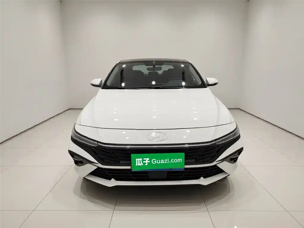 Hyundai Elantra 2023 из CN, фото 6