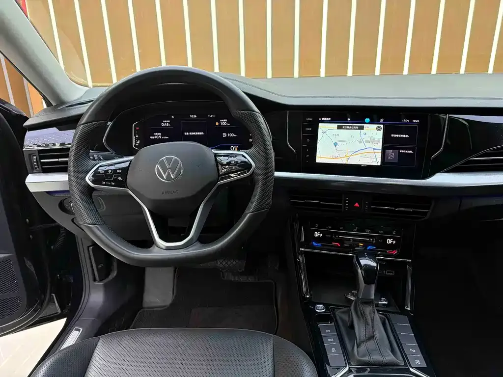 Volkswagen Passat — фото 6