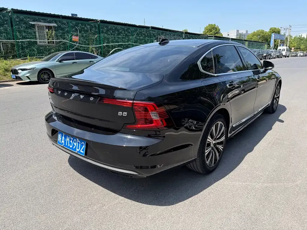 Volvo S90 — фото 4