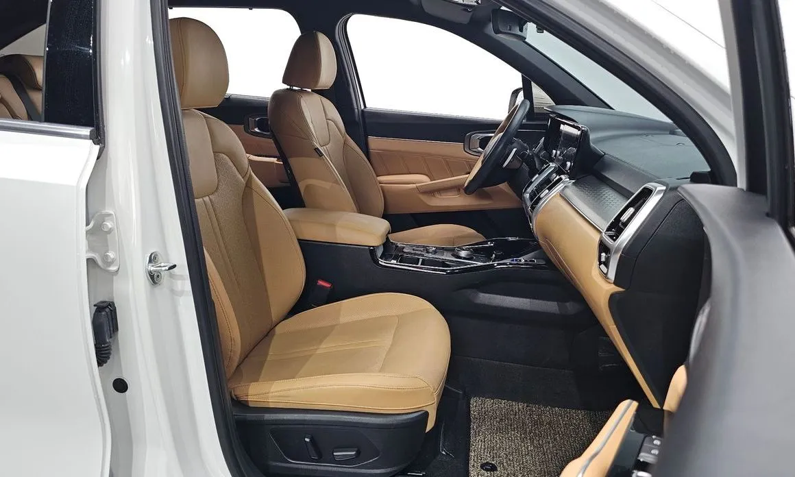 Kia Sorento — фото 5
