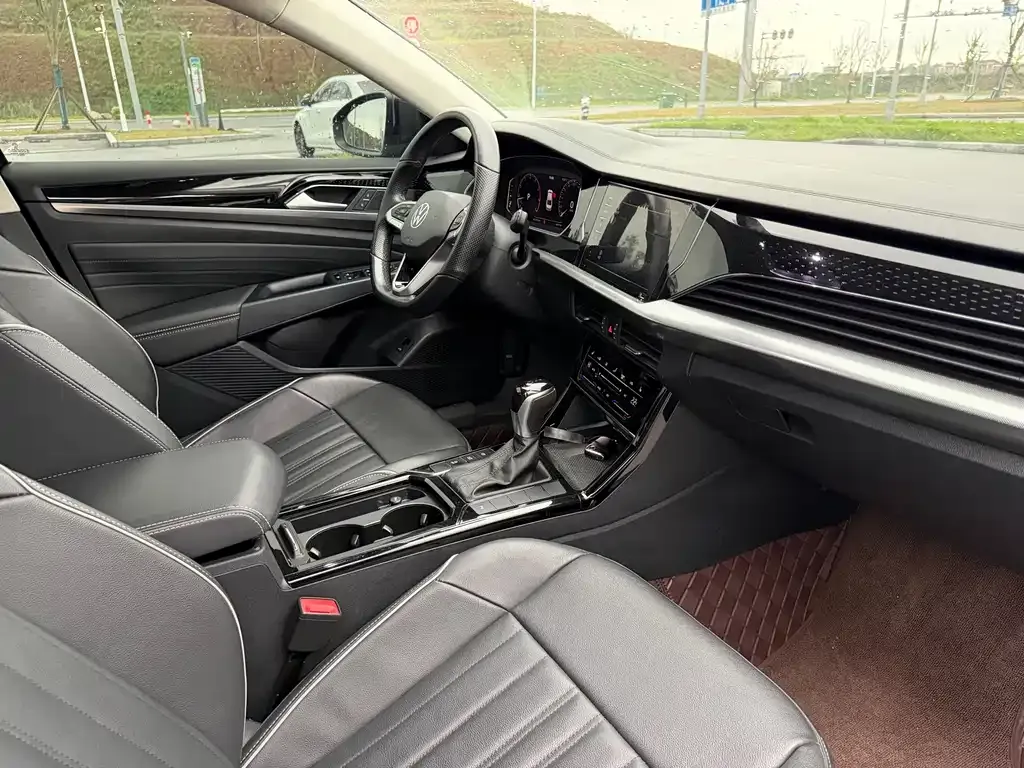 Volkswagen Passat — фото 7