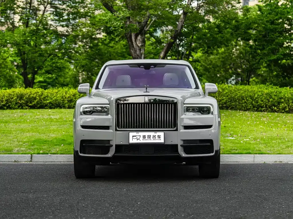 Rolls-Royce Cullinan — фото 10