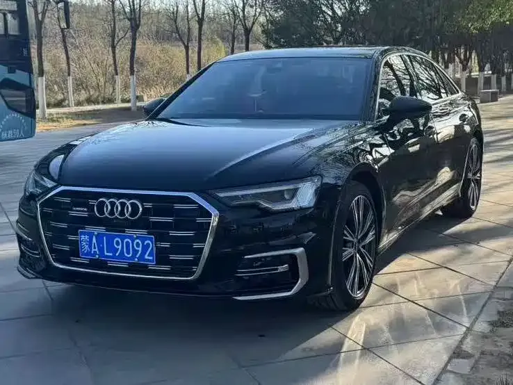 Audi A6L 2023 из CN, фото 1