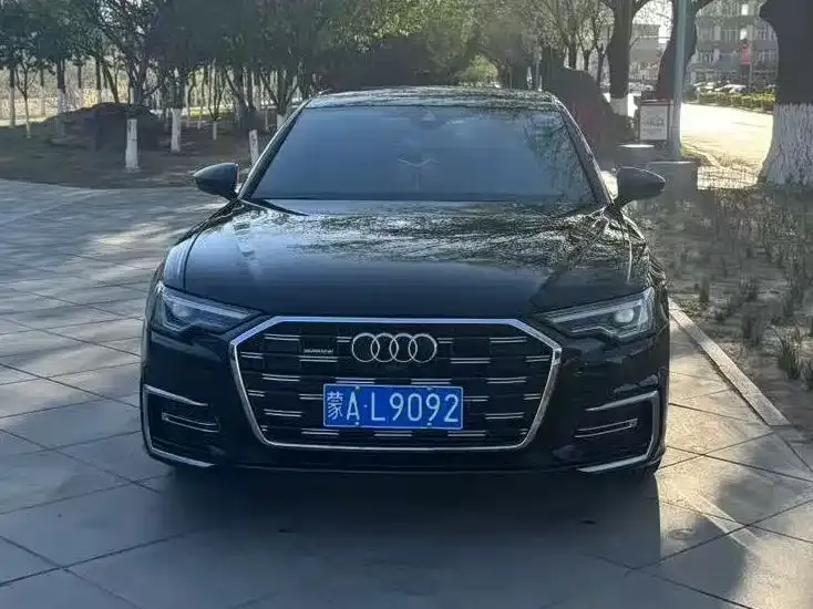 Audi A6L 2023 из CN, фото 2