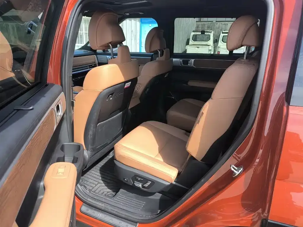 Hyundai Santa Fe 2024 из CN, фото 5