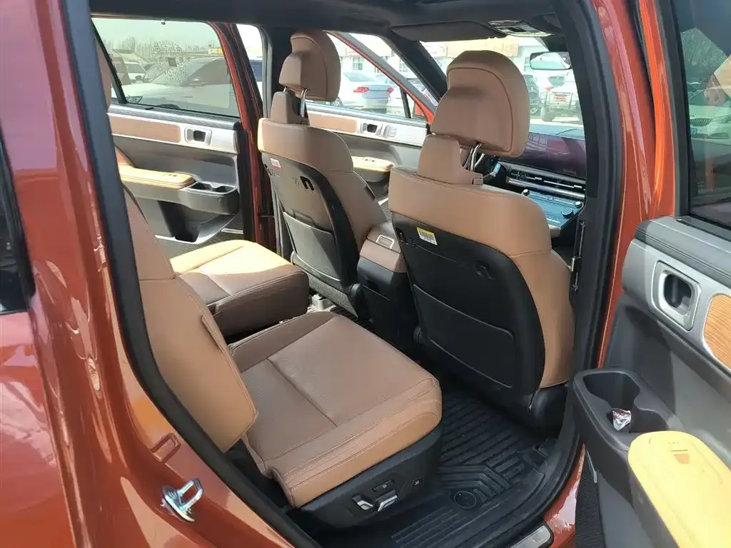Hyundai Santa Fe 2024 из CN, фото 9