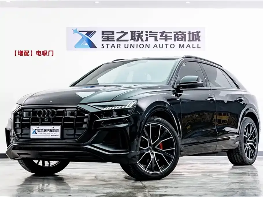 Audi Q8 — фото 1